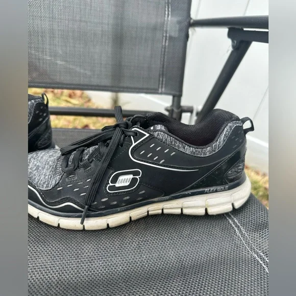 Skechers Sport Womens Flex Sole SN11965 Black Gray Running Sneakers Size 7 - Picture 1 of 7